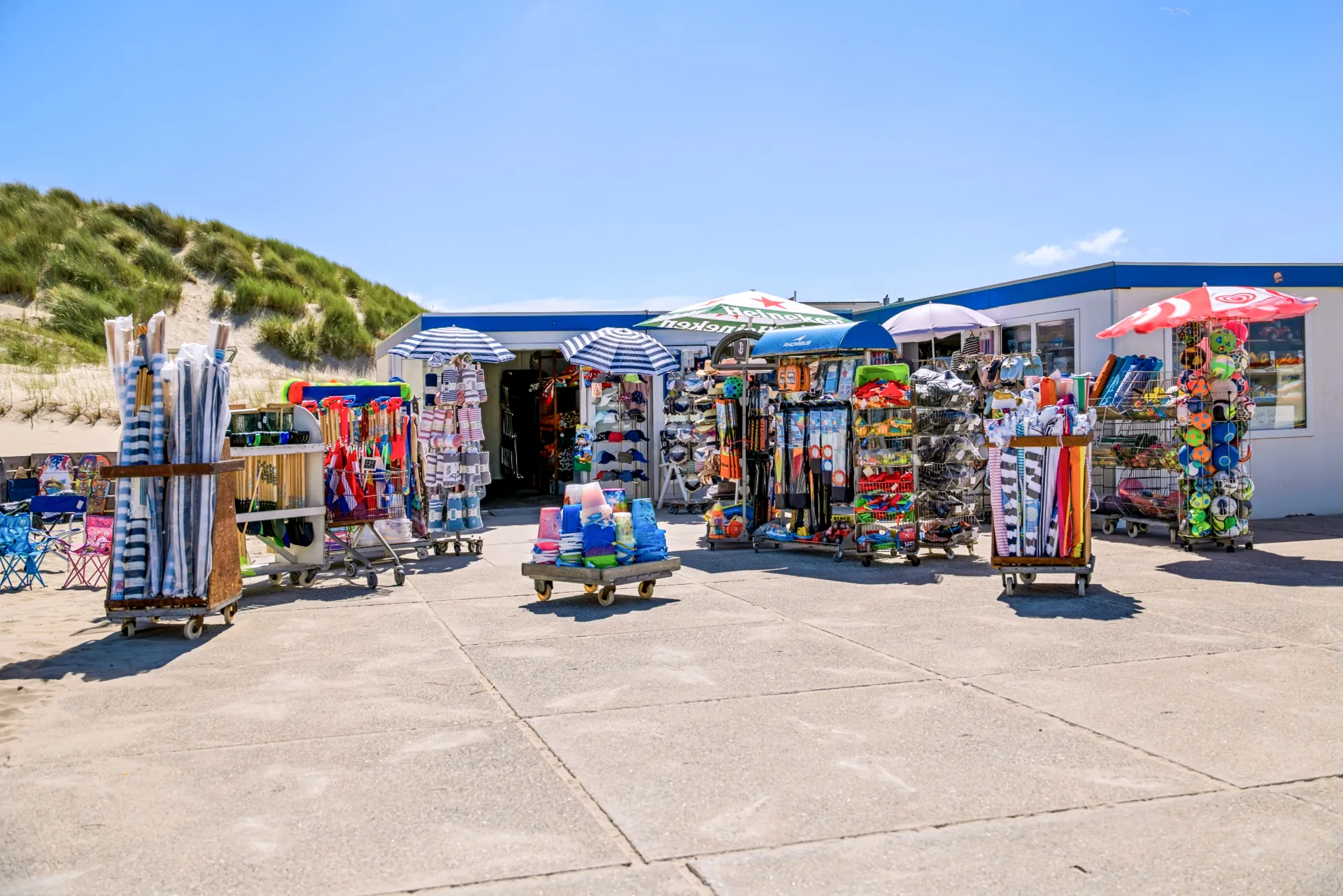 Der Strandkiosk mit allem für einen Tag am Meer